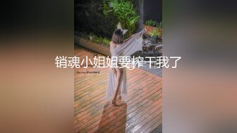 白衣清纯活力小姐姐看的很想用力搞她笔直大长腿