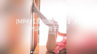 【欧美】推荐上集-画家大屌帅哥勾引自己六块腹肌男友 被操的兴奋了