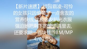 甜美苗条小姐姐！和闺蜜一起双女秀！闺蜜手指插穴，跳蛋震动塞入，埋头舔骚穴，极度诱惑