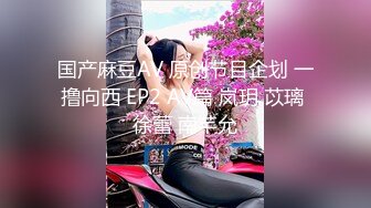 STP25010 颜值区短发颜值女神，难得开收费大秀，撩下衣服露奶子，脱光光展示身材，一线天无毛美穴，手指揉搓小穴很是诱人