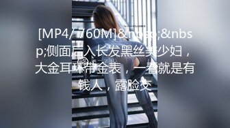 《极品瑜伽嫂子》大哥不在家嫂子又来找我了这次一通猛操再加上给嫂子准备的高潮水和震动棒直接让嫂子喊“爸爸”了