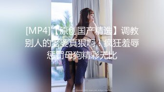 气质高颜值模特身材，黑丝比基尼完美炮架子，露奶翘臀诱惑热舞